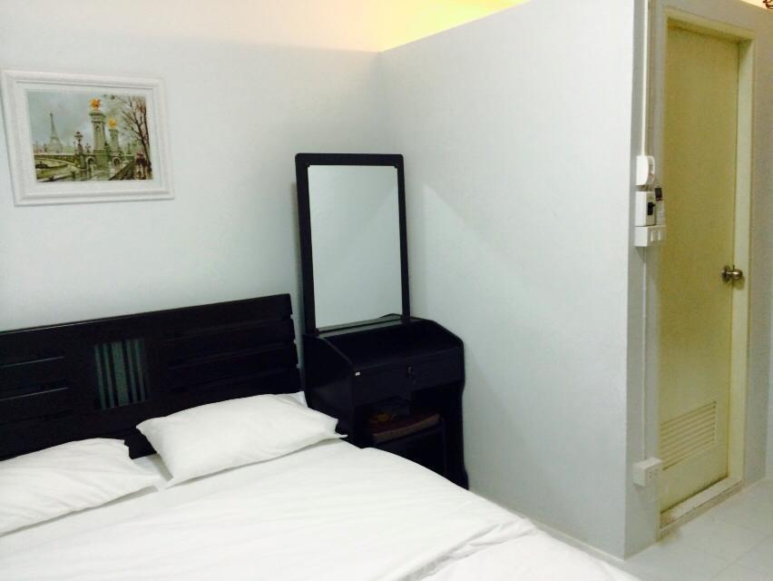 Bann Bunga Inn Bangkok Ngoại thất bức ảnh